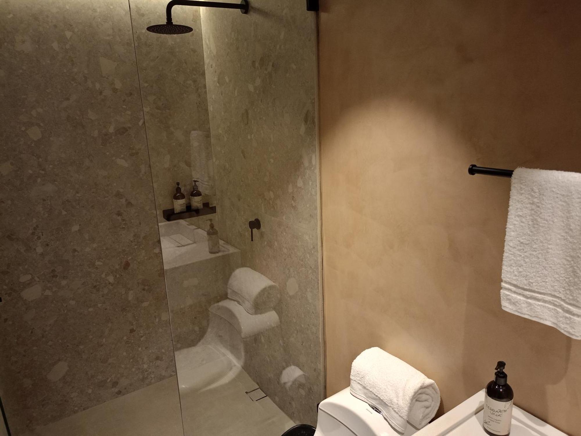 Casa Tokyo Manila By Xcay Home ميديلين المظهر الخارجي الصورة