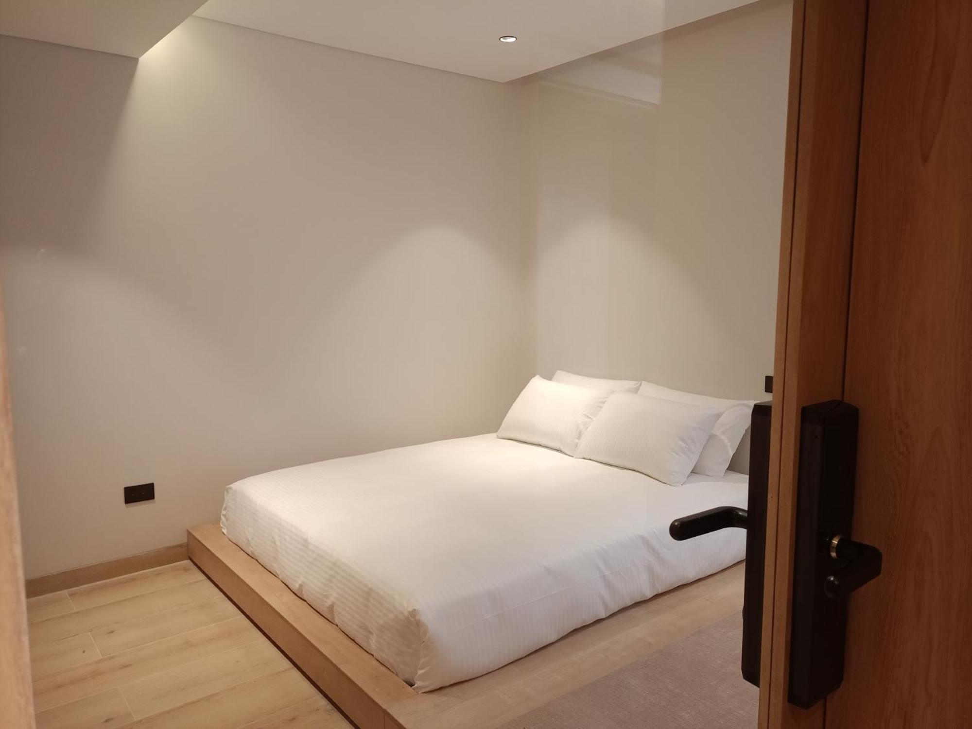 Casa Tokyo Manila By Xcay Home ميديلين المظهر الخارجي الصورة